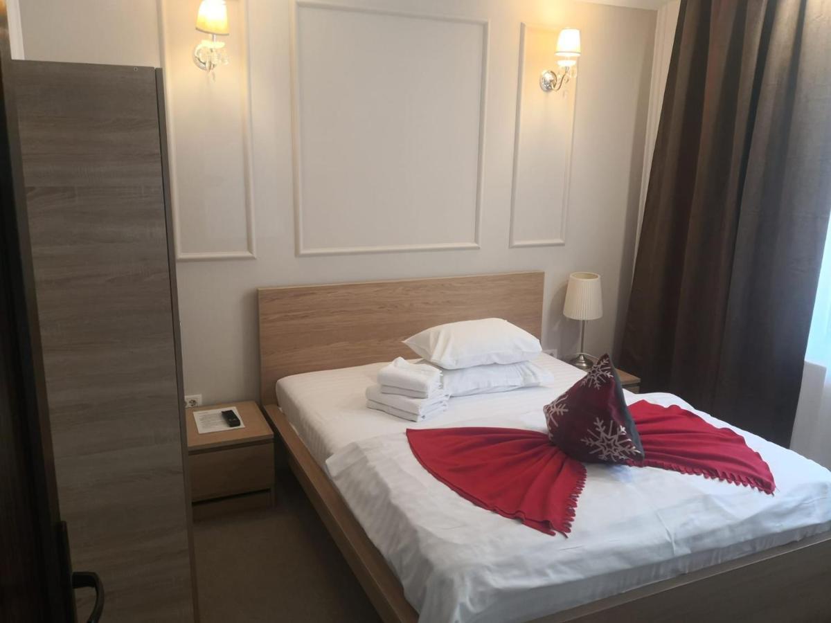 Pensiunea Clasic Buşteni Exterior foto